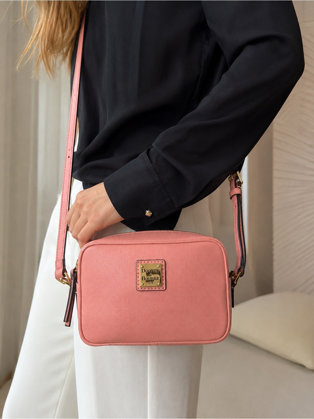Dooney & Bourke Saffiano Sawyer Crossbody Shoulder Bag Pink Leather